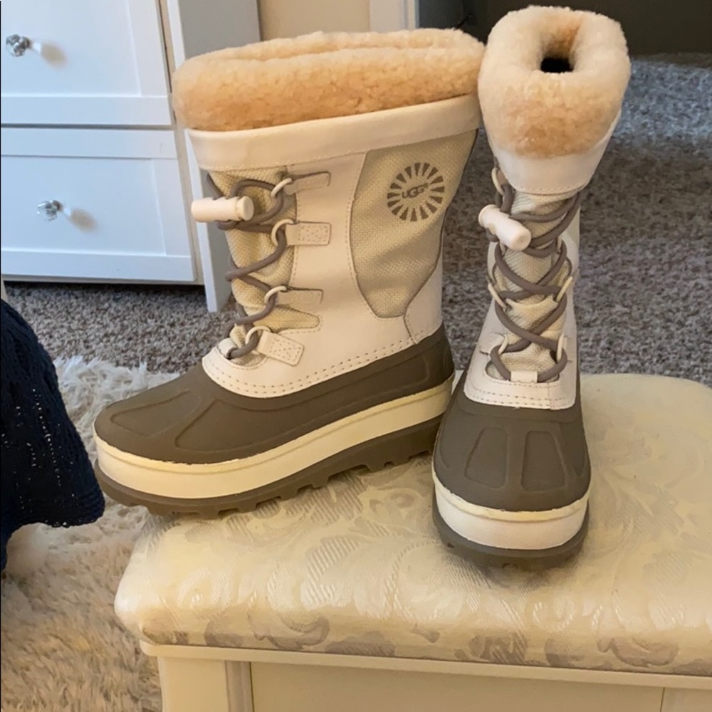 Girls UGG snow boots